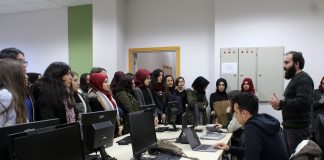 AKV’nin öğrencileri üniversitedeki alanlarını tanımaya devam ediyor