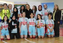 Okullar Arası Futsal Turnuvasında Ödüller Sahiplerini Buldu