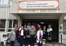 Gölcük Kız Enstitüsü 1971 Mezunları 55 Yıl Sonra Okullarında Buluştu